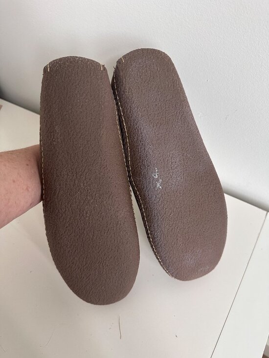 LL Bean Slipper Mens 10 Leather Hand Sewn Flannel Lined Slip On Shoe Rubber Sole main image 6